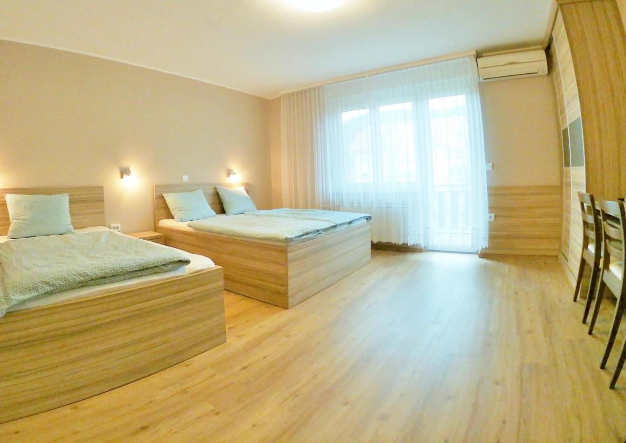 Stara Lipa Tasner Free Kitchen&Garage&Parking-Self Check In 호텔 마리보르 객실 사진